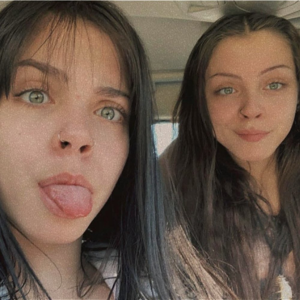 !Divine Twins! Posh Ambassadors